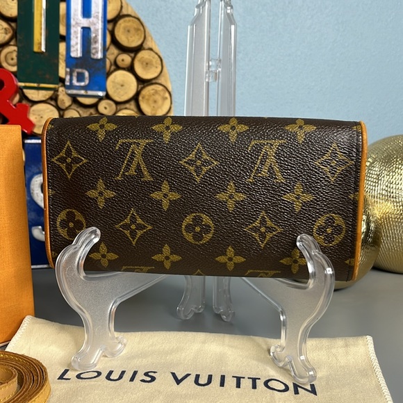 Louis Vuitton Pochette Twin PM Bag - Picture 4 of 14